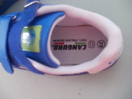 Krasne tenisky, kangaroos,29