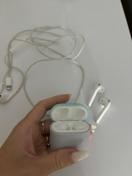 Apple airpods 1.gen, apple