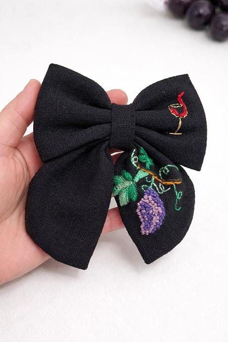 Ručne vyšívaná mašla do vlasov, 