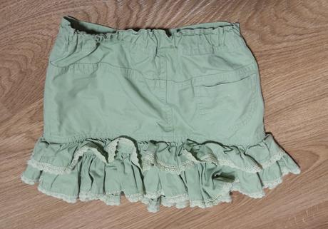 Zelena sukna s volanmi, st. bernard,98