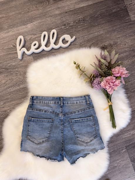 Šortky s mašličkami, stradivarius,s