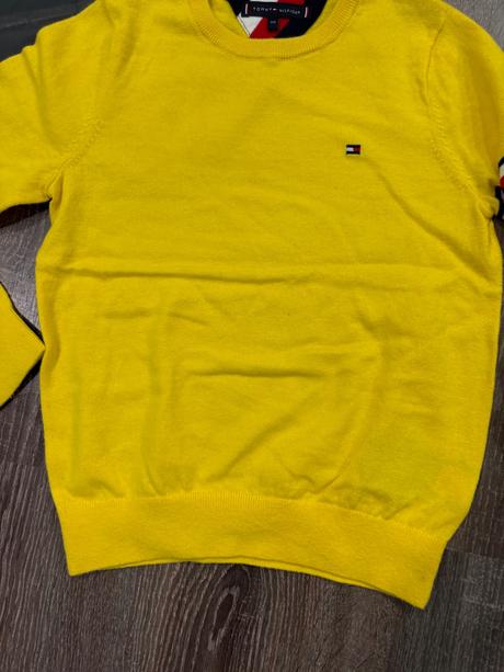 Tommy hilfiger frajersky svetrik č.116, tommy hilfiger,116