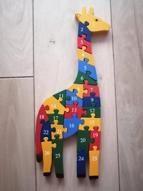 Drevené puzzle žirafa a motýľ, 