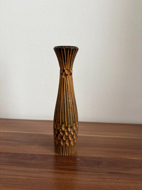 Drevená dekoračná váza, 