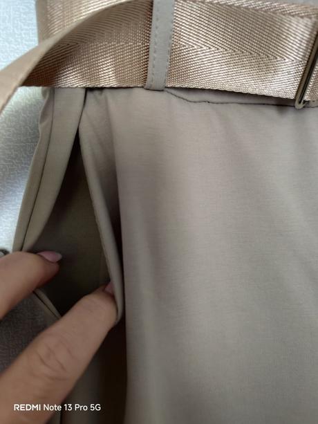 Wide leg nohavice s opaskom, m