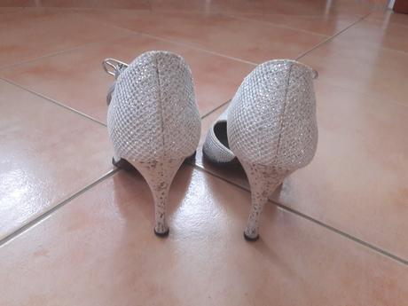 Dámske sandále, 37