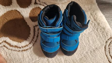 Snehule, adidas,23