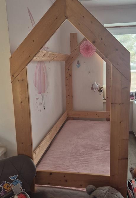 Detská posteľ, šírka (cm): 95,dĺžka (cm): 210