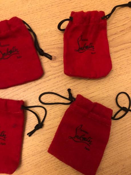 Christian louboutin vrecka male, 