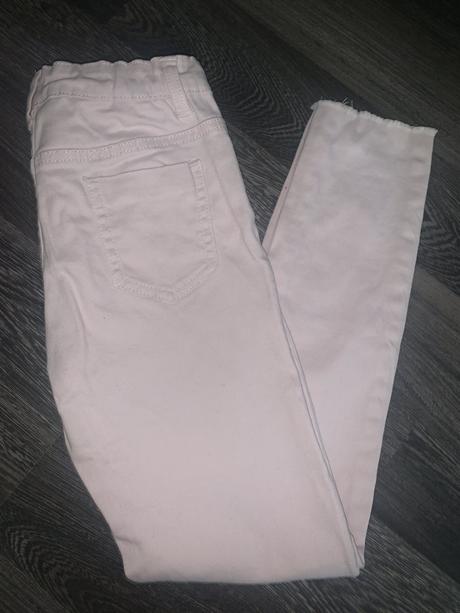 Potrhané rifle destination, pepco,140