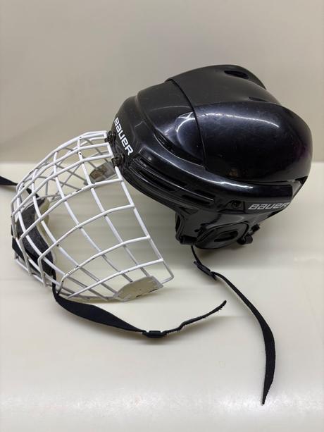 Predam hokejovu prilbu bauer bhh2100s, bauer,s