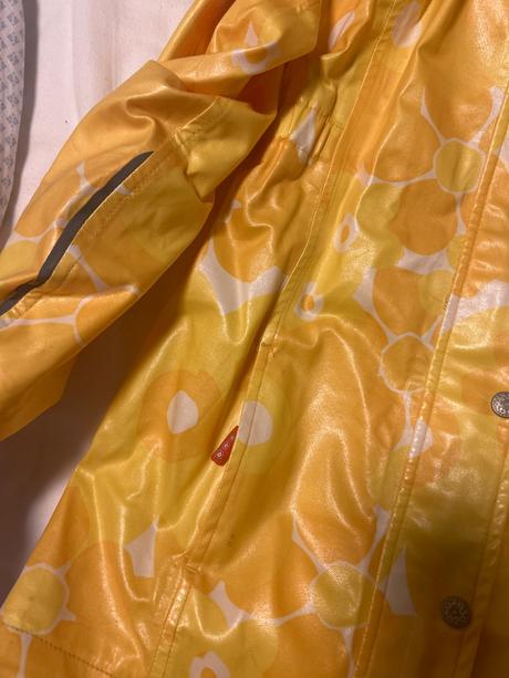 Prechodny pršiplastovy kabat, tchibo,134