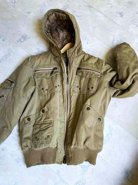 Teplá bunda do pásu, m