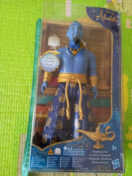 Džin aladdin disney hasbro spievajúci,