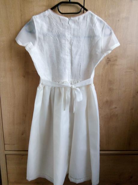 Romanticke dievcenske saty vel.128, 128