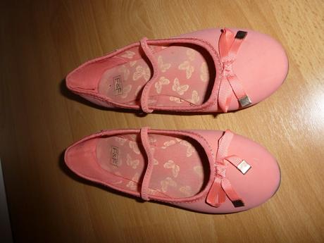 Lososove balerinky, 36