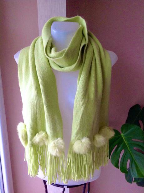 Salik s brmbolcami z kozušinky/5p, 