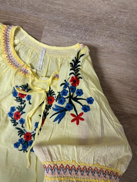 Vyšívaný top / blúzka s/m, s