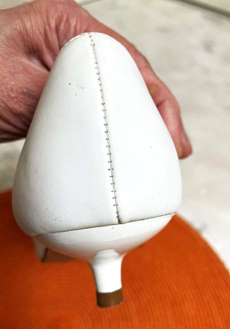 Nízke spoločenské lodičky, 38