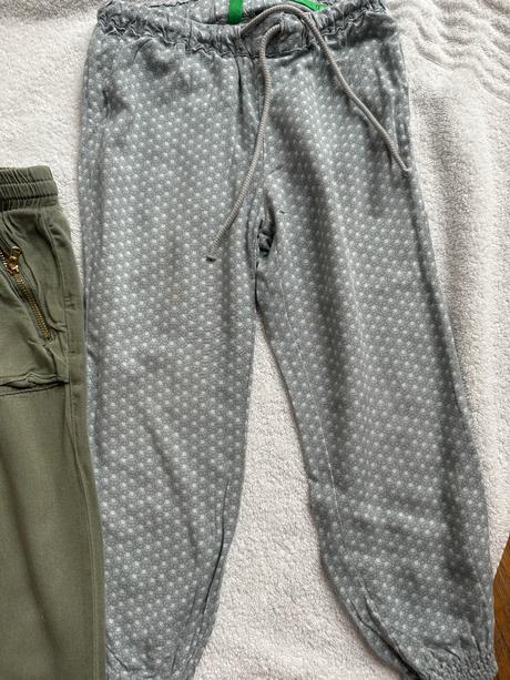 Dievčenské haremky 104, benetton,104