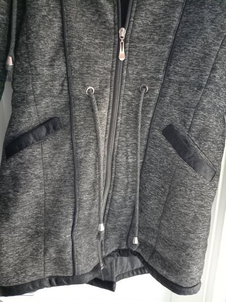 Bunda s kapucňou, l