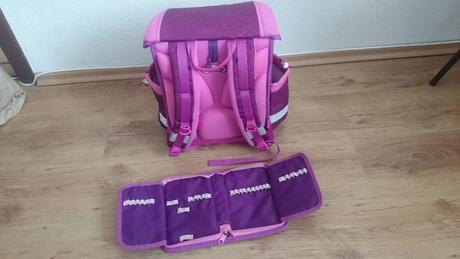 Školská taška a peračník, 