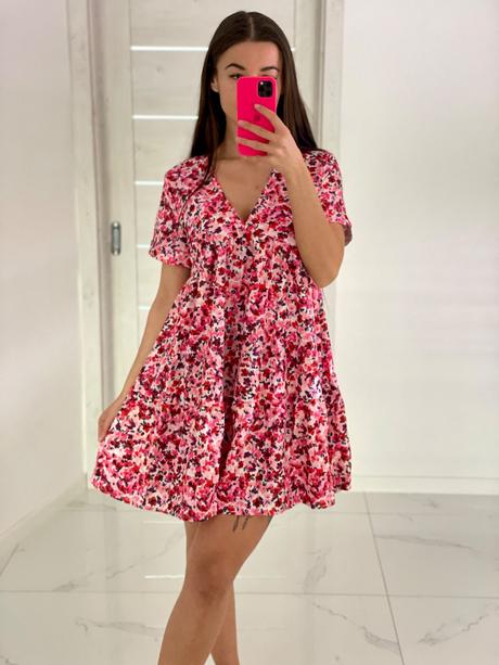 Voľné šaty s kvetinkami, m / s