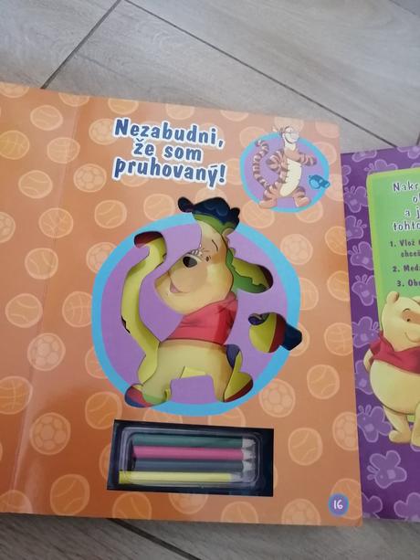 Kniha šablón so samolepkami,