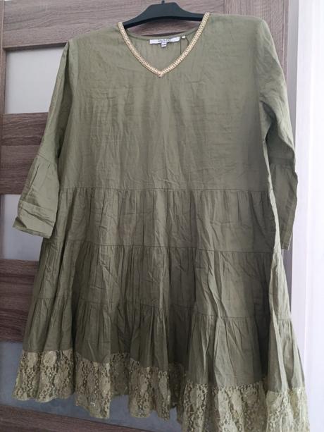 Dámska tunika alebo šaty, m