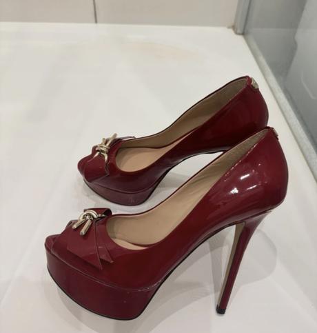 Dámske lodičky guess, guess,39