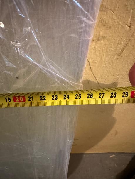 Pieskované sklo na police, 