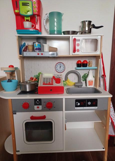 Detská kuchynka s príslušenstvom,