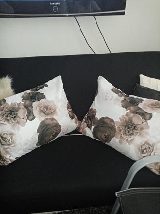 Obliečky na vankúše,