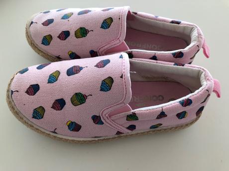 Platenky s muffinmi zn. confront, 28