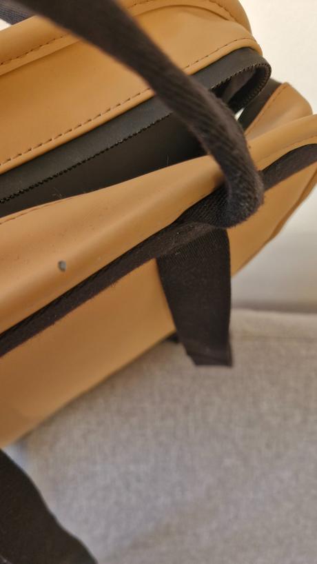 Batoh ucon acrobatics,