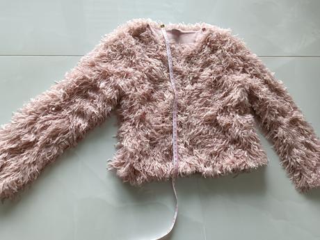 Ružovy kabátik, 134