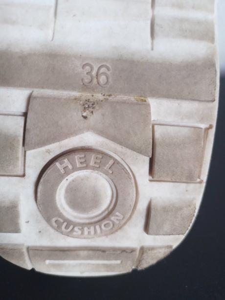 Sandálky, reserved,36