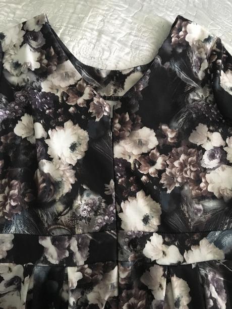 Spoločenské šaty, 38