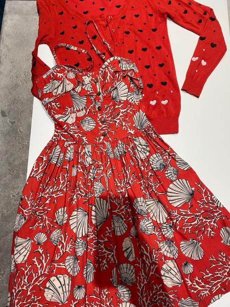 Šaty a pulover, atmosphere,34