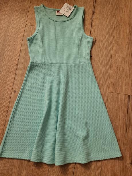 Saty bez rukávov, yigga,146