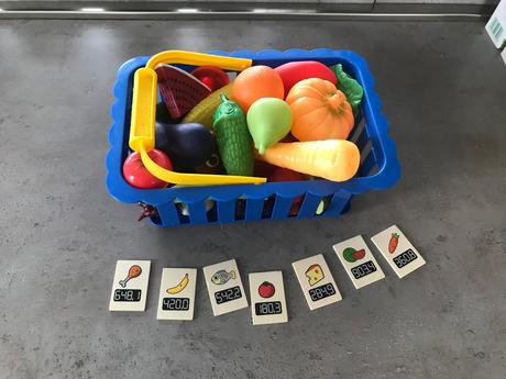 Ovocie do kuchynky s košíkom, 