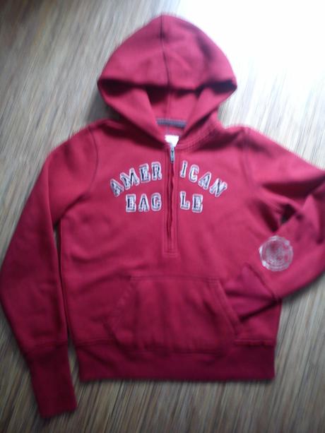 Mikina s kapucou a zlatymi aplikaciami, american eagle,s