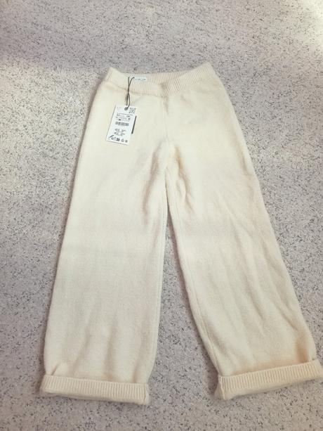 Hrubšie vlnene nohavice veľkosť 130, zara,134
