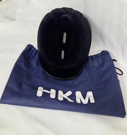 Jazdecká prilba hkm, hkm