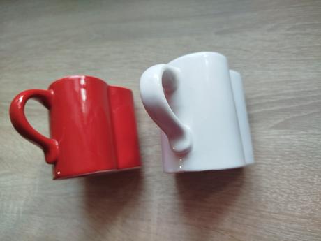 Hrnčeky ,, srdiečko ,,, 