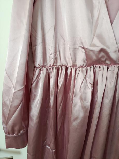 Saténové šaty, xl