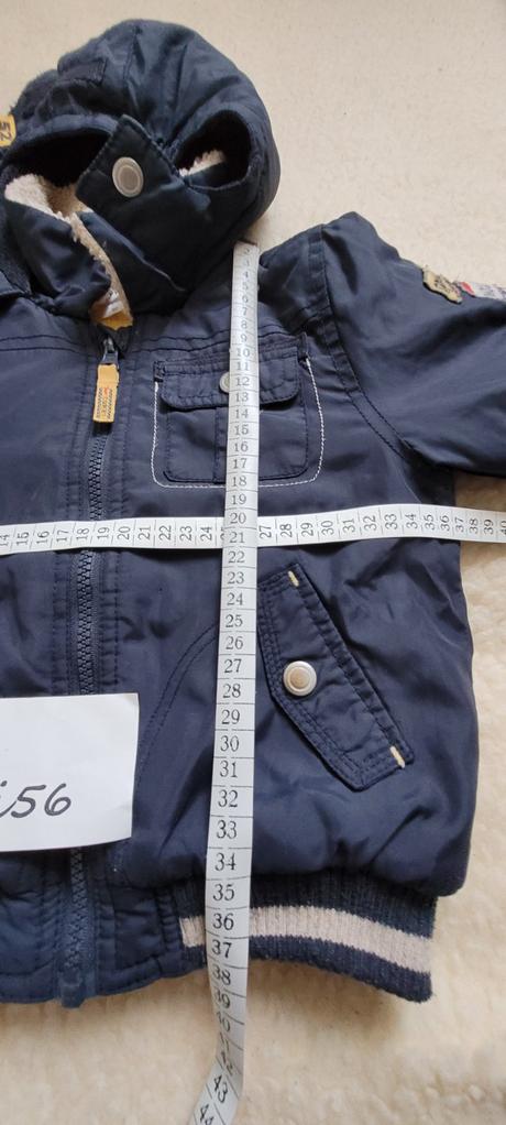 Vetrovka s kapucňou, c&a,92