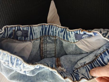 Rifle gate 164, gate,158