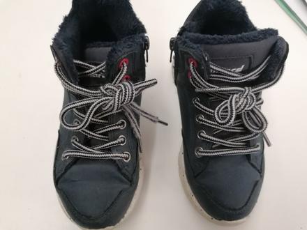 Prechodné zateplene tenisky, 28