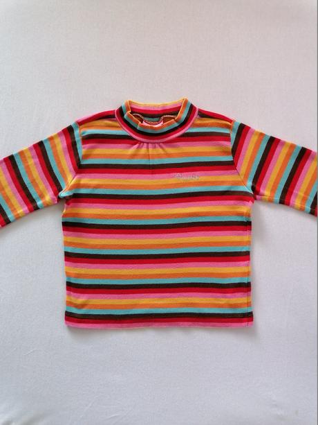 Tricko so stojačikom pasikave, 104